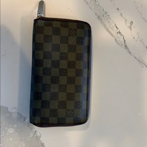 Louis Vuitton vintage damier wallet
